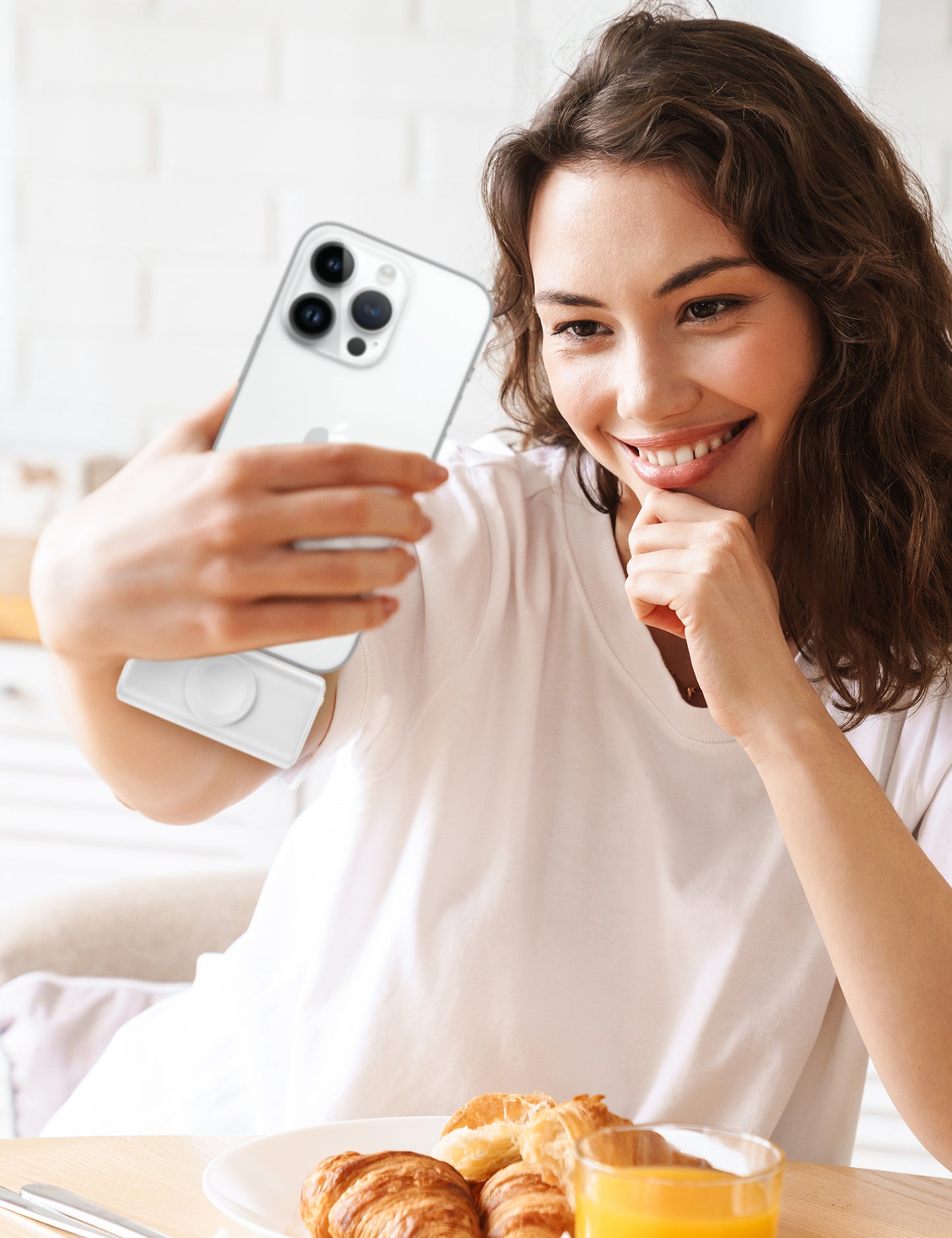 RORRY Mini Portable Charger for iPhone,5000mAh Small &Ultra-Compact 15W PD Fast Charging Power Bank Compatible with iPhone 15/14/13/12/11/XR/X/8 and Apple Watch Series 9/Ultra2/8/Ultra/7/6/5/4/3/SE